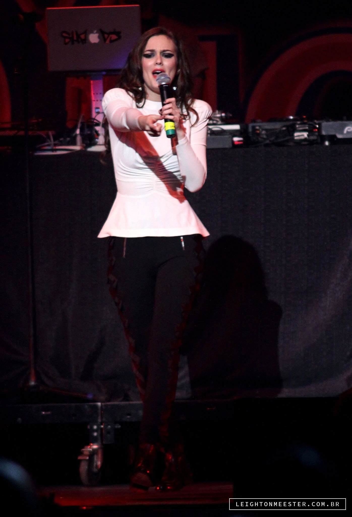 LMBR011.jpg