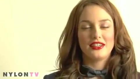 Blake_Lively_and_Leighton_Meester_Nylon_Photoshoot_2008_506.jpg