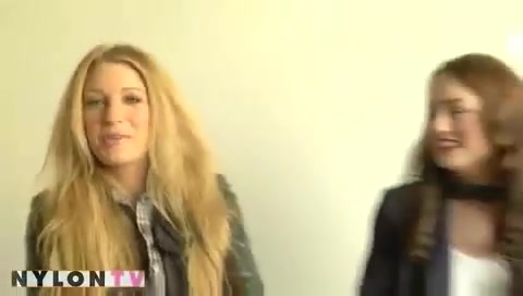 Blake_Lively_and_Leighton_Meester_Nylon_Photoshoot_2008_810.jpg
