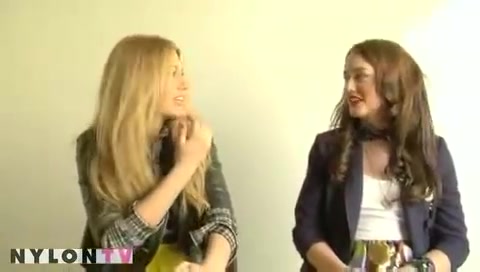 Blake_Lively_and_Leighton_Meester_Nylon_Photoshoot_2008_829.jpg