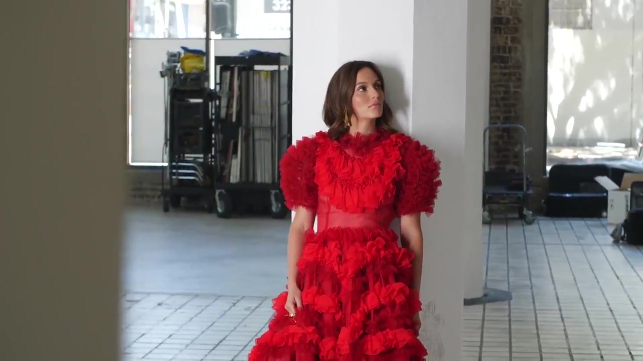 Leighton_Meester_talks_hi-lo_and_motherhood_fashion_102.jpg