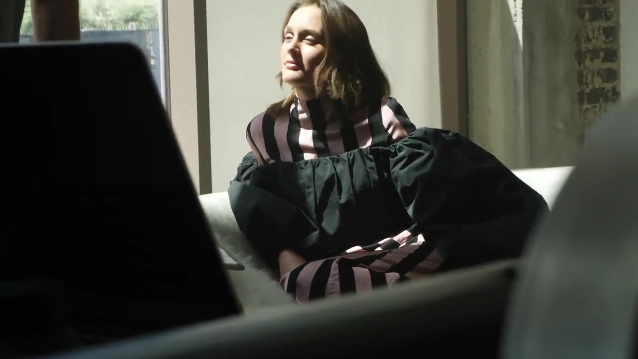 Leighton_Meester_talks_hi-lo_and_motherhood_fashion_462.jpg