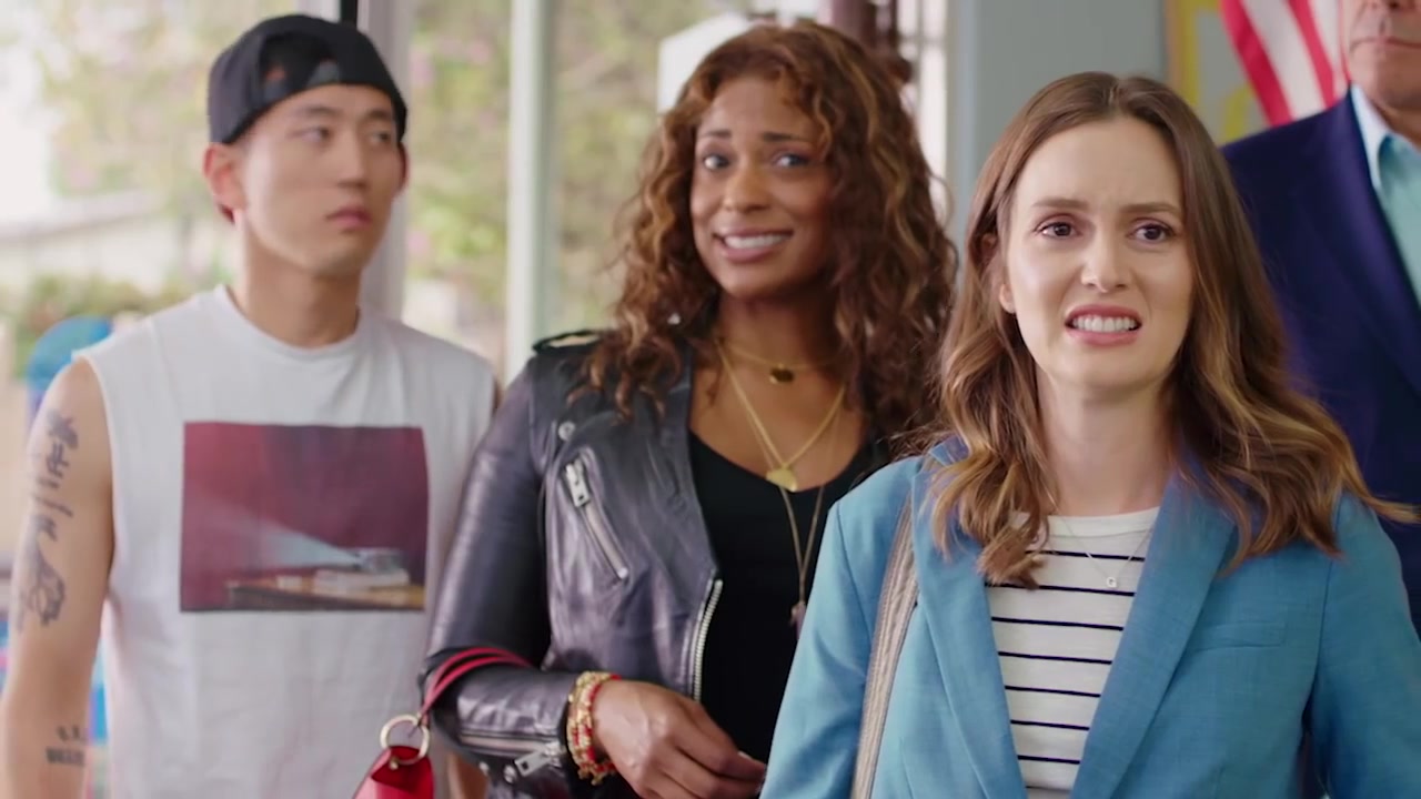 Single_Parents_-_Official_Trailer_067.jpg