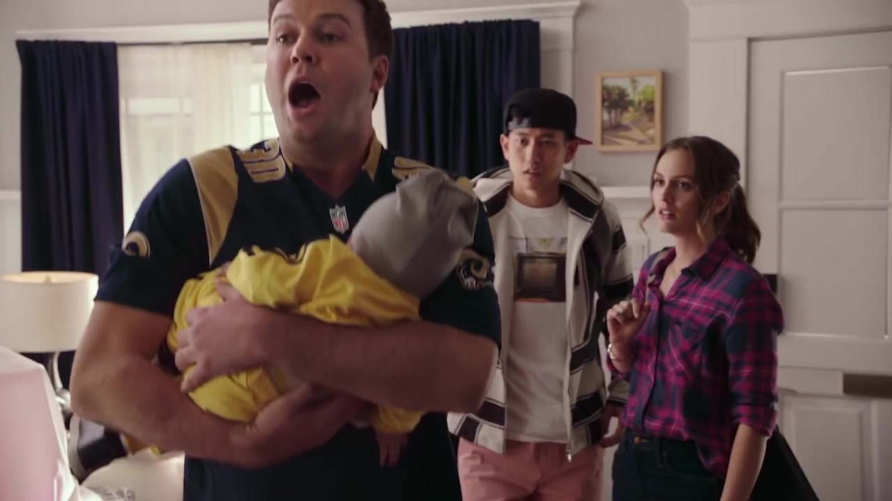 Single_Parents_-_Official_Trailer_390.jpg