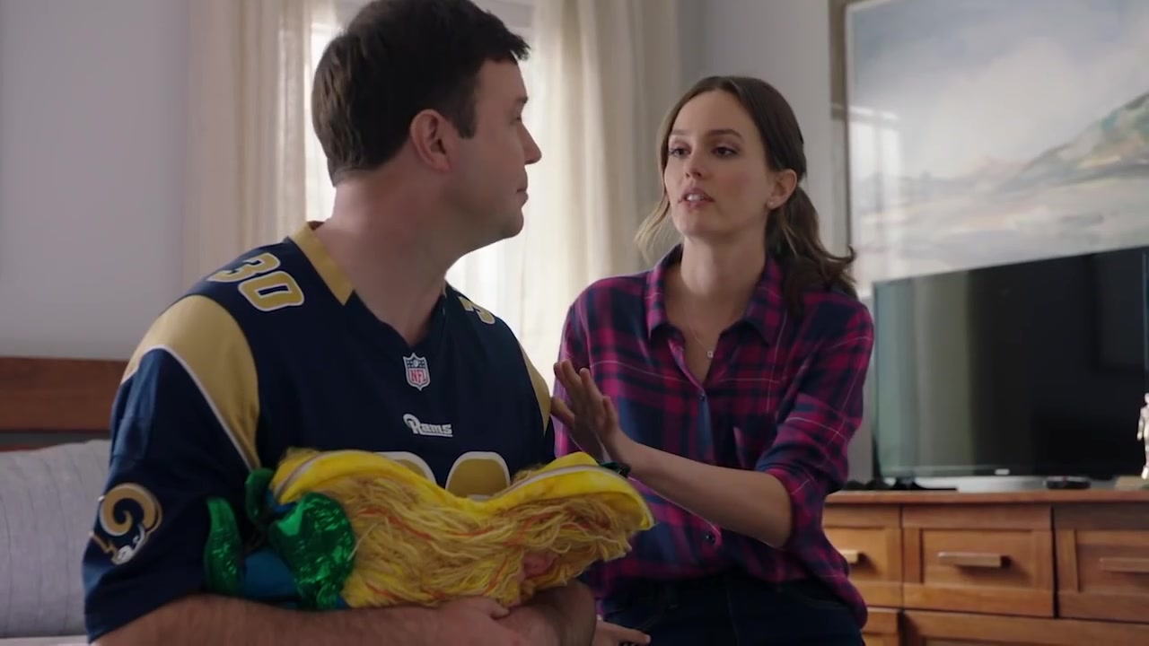 Single_Parents_-_Official_Trailer_401.jpg
