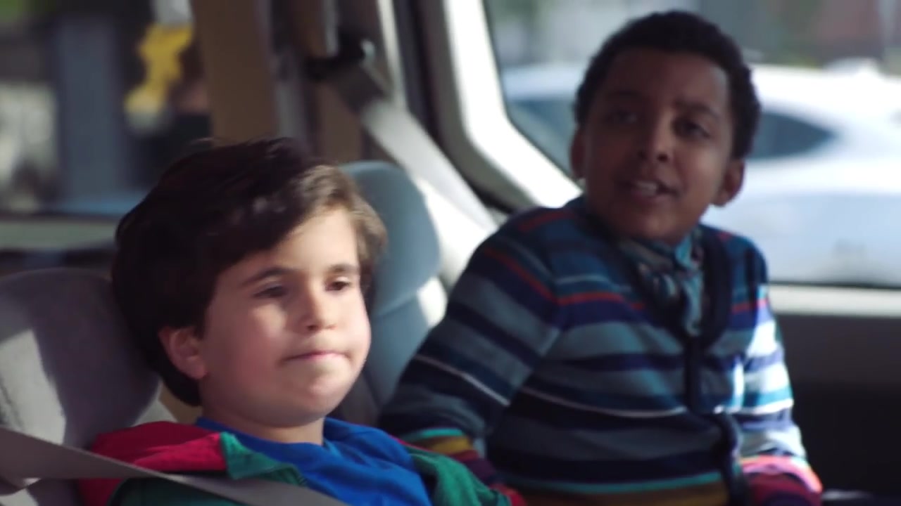 Single_Parents_-_Official_Trailer_406.jpg