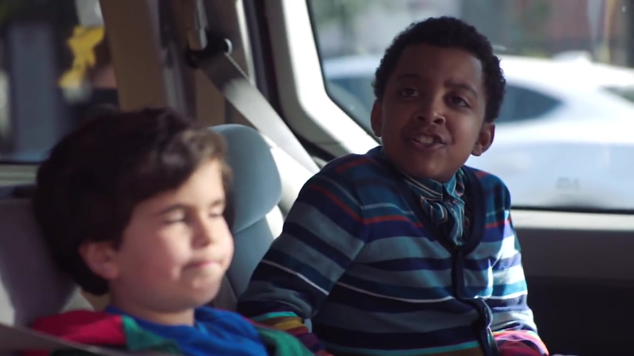 Single_Parents_-_Official_Trailer_407.jpg