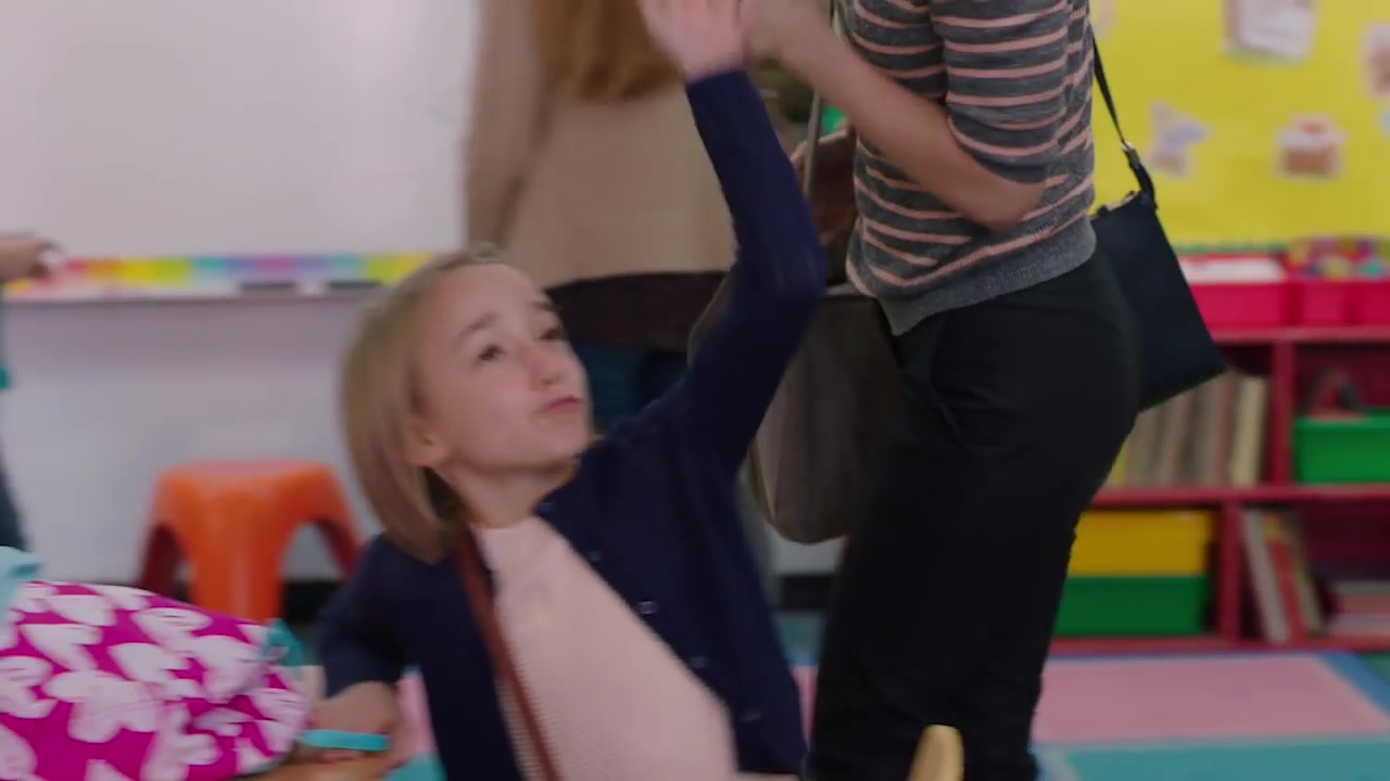 Single_Parents_-_Official_Trailer_408.jpg