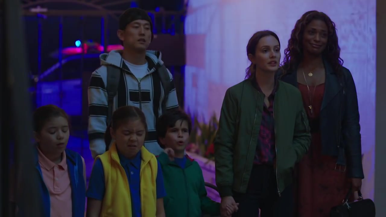 Single_Parents_-_Official_Trailer_425.jpg