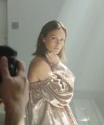 Leighton_Meester_talks_hi-lo_and_motherhood_fashion_140.jpg