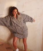 Leighton_Meester_talks_hi-lo_and_motherhood_fashion_356.jpg