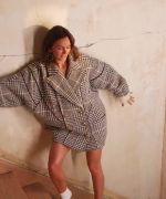 Leighton_Meester_talks_hi-lo_and_motherhood_fashion_358.jpg