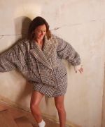 Leighton_Meester_talks_hi-lo_and_motherhood_fashion_359.jpg