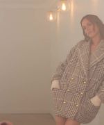 Leighton_Meester_talks_hi-lo_and_motherhood_fashion_381.jpg
