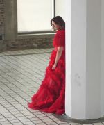 Leighton_Meester_talks_hi-lo_and_motherhood_fashion_409.jpg