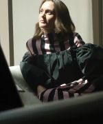 Leighton_Meester_talks_hi-lo_and_motherhood_fashion_461.jpg
