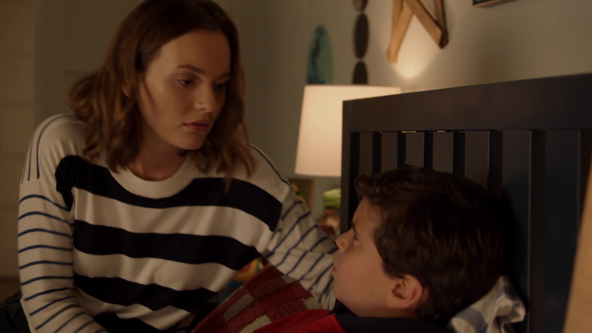 SINGLEPARENTS1X03-_0573.jpg