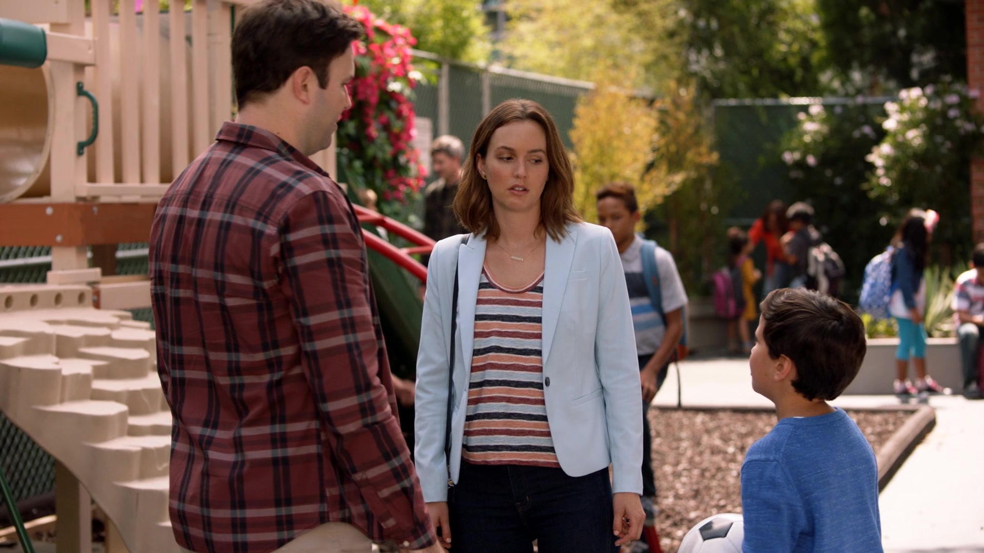 SINGLEPARENTS1X03-_0695.jpg