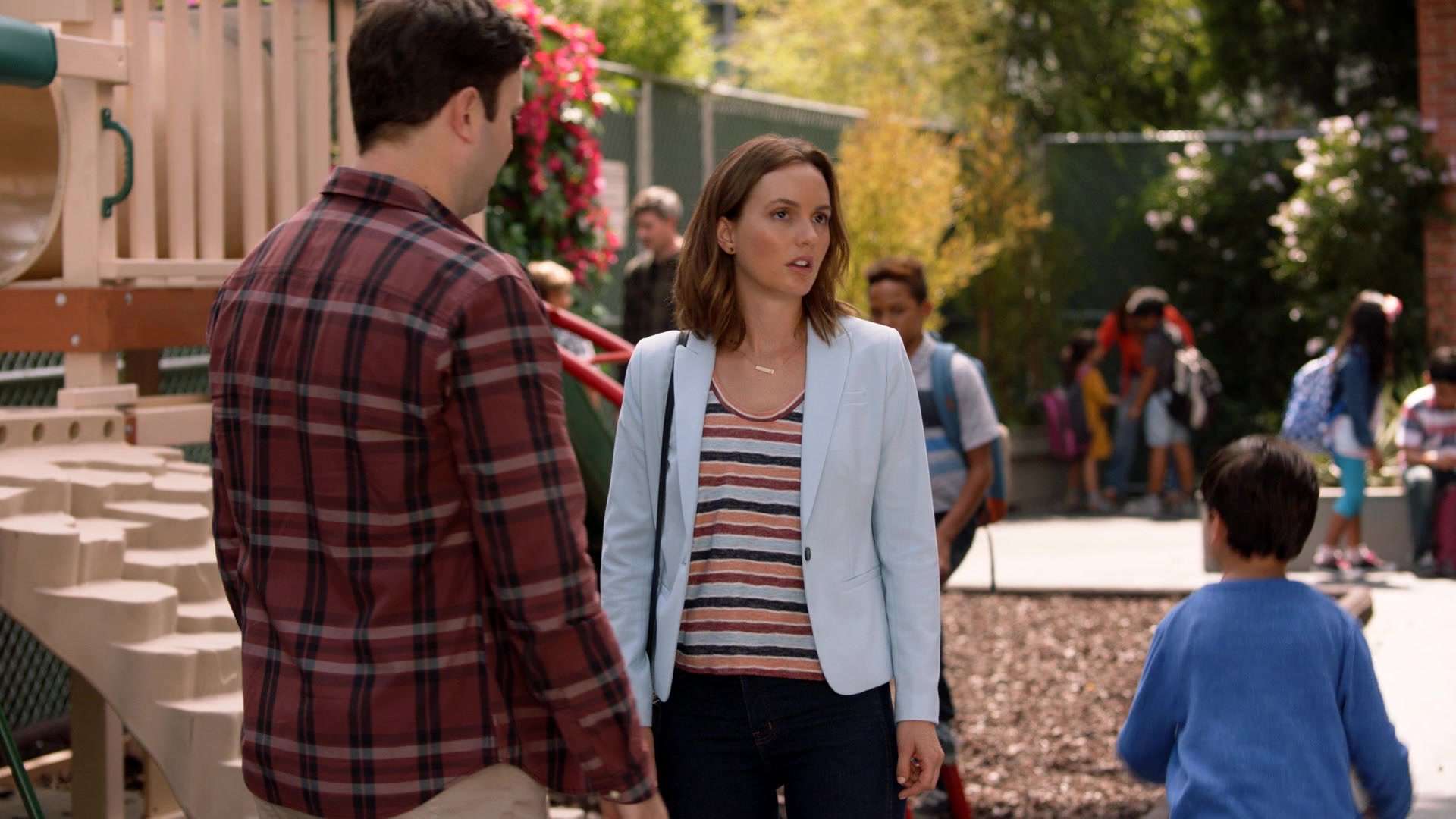 SINGLEPARENTS1X03-_0698.jpg