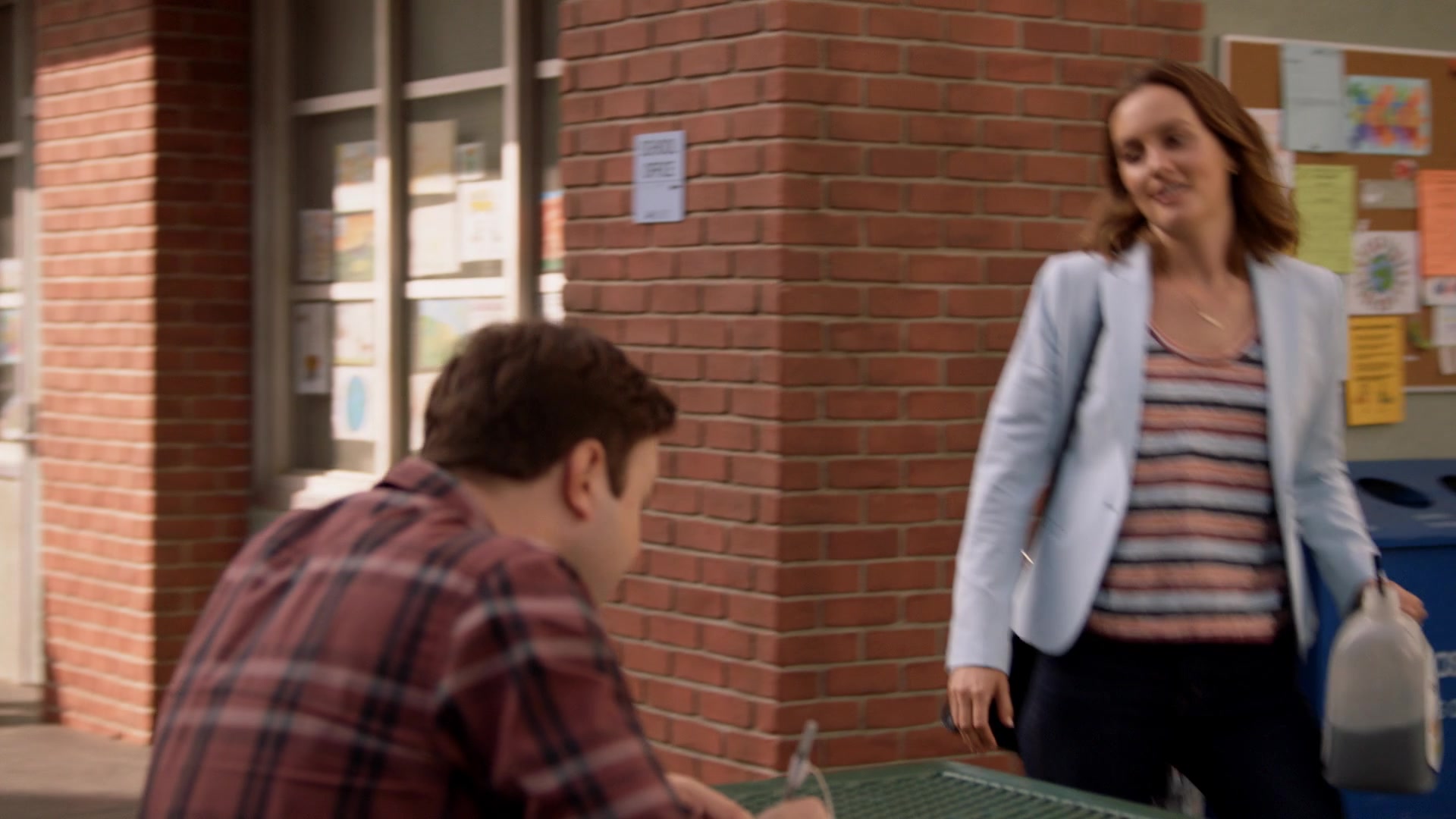 SINGLEPARENTS1X03-_0784.jpg