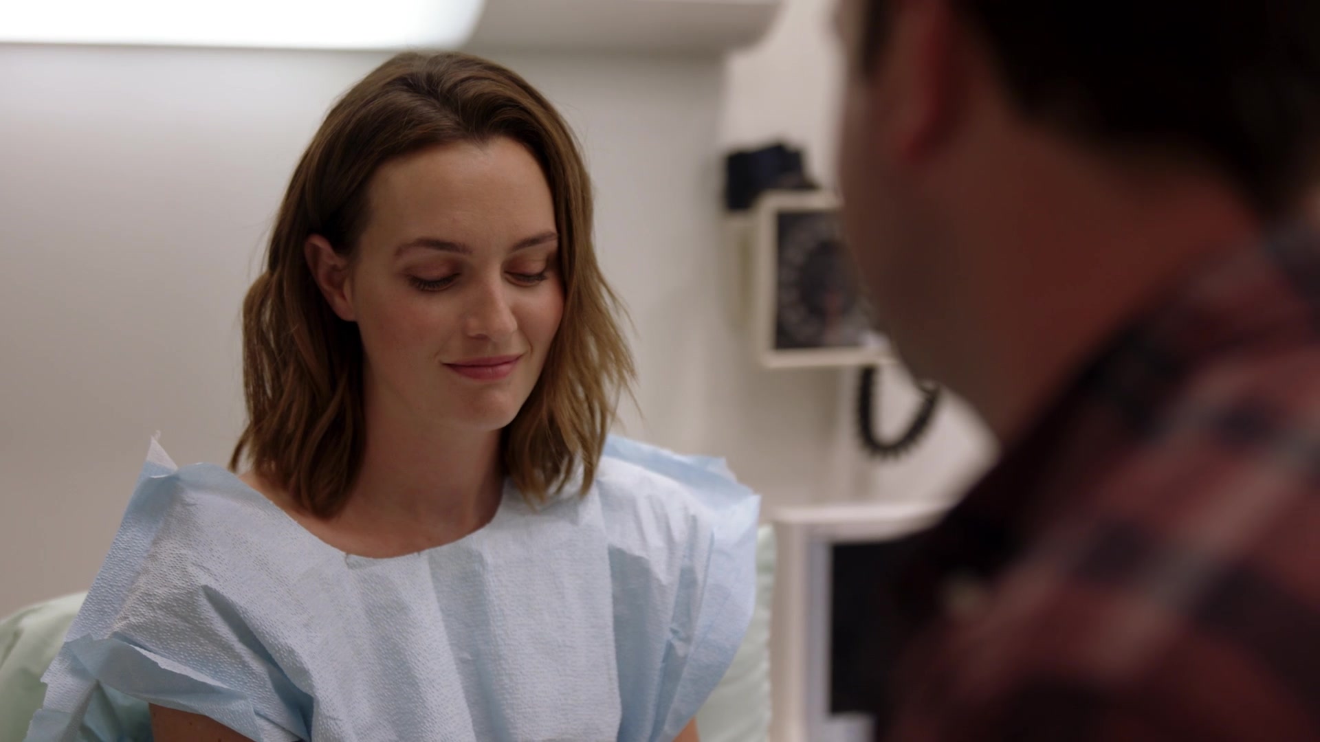 SINGLEPARENTS1X03-_1899.jpg