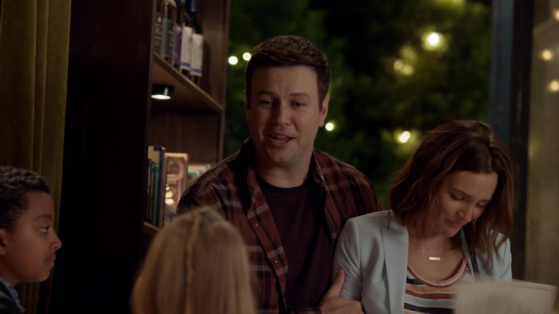 SINGLEPARENTS1X03-_2326.jpg