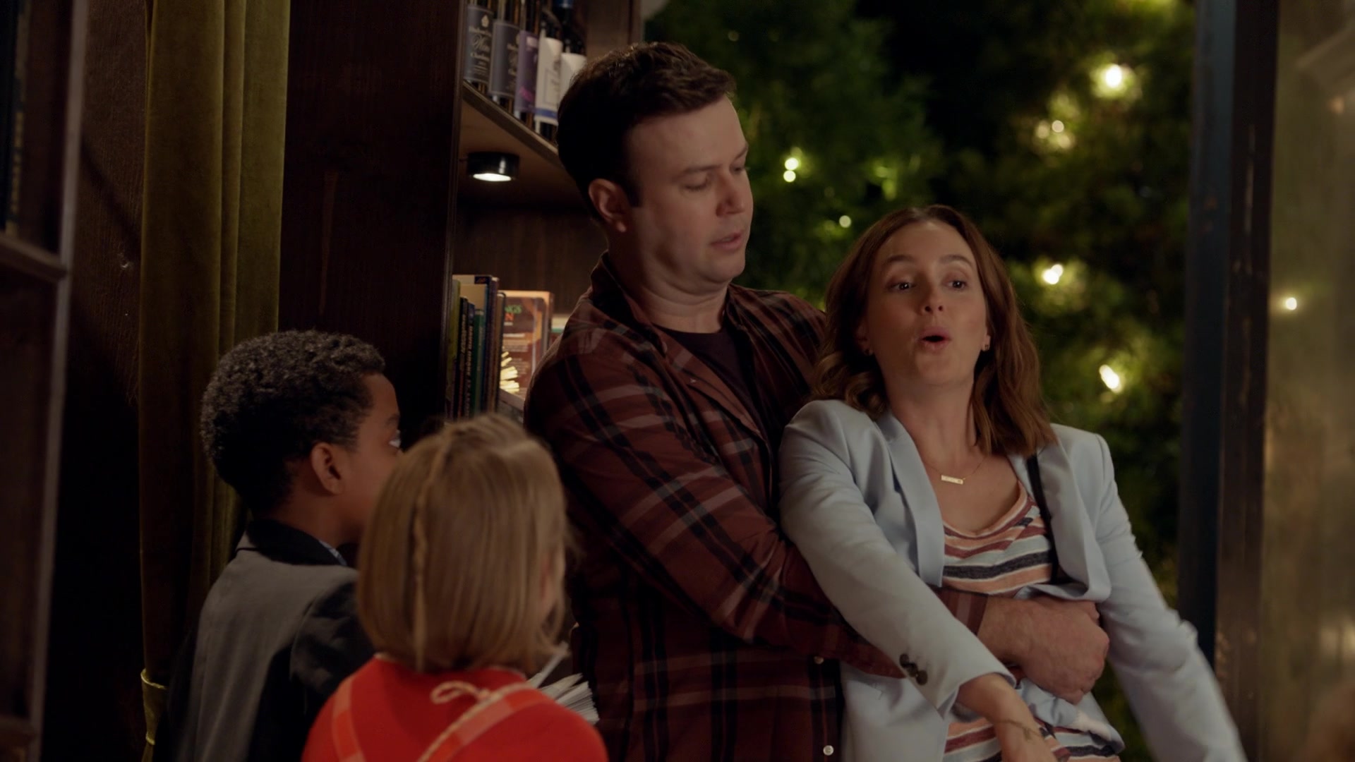 SINGLEPARENTS1X03-_2339.jpg