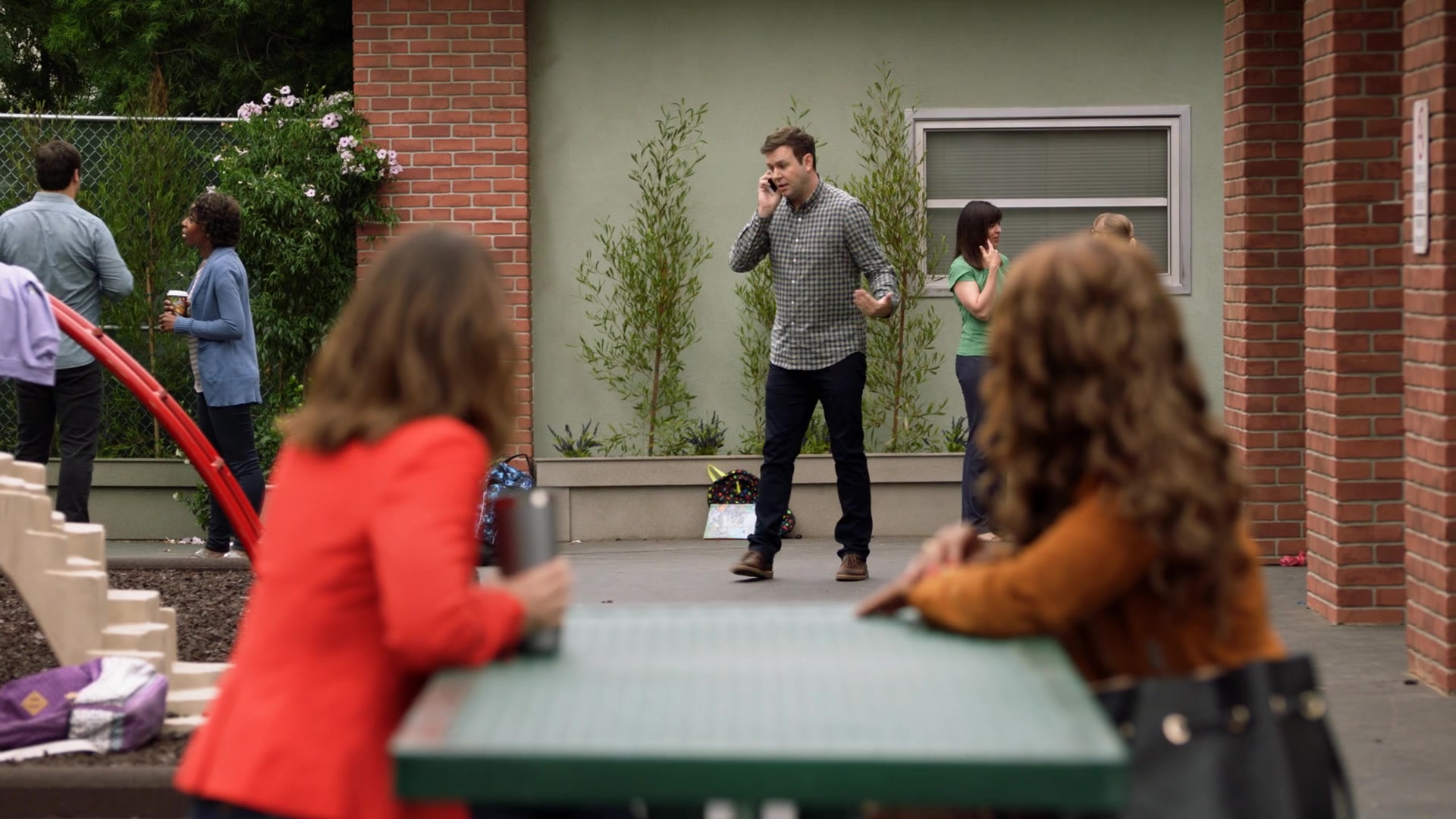 SINGLEPARENTS1X04_0011.jpg