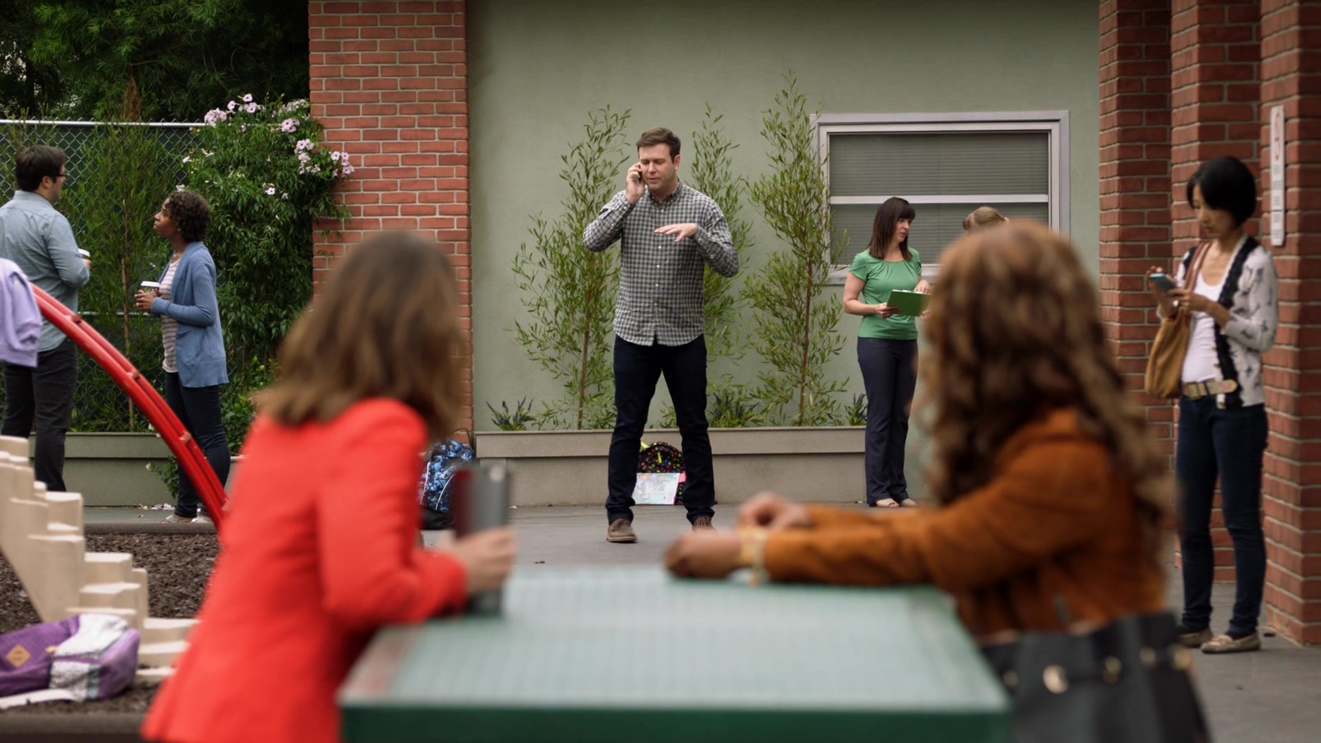 SINGLEPARENTS1X04_0023.jpg