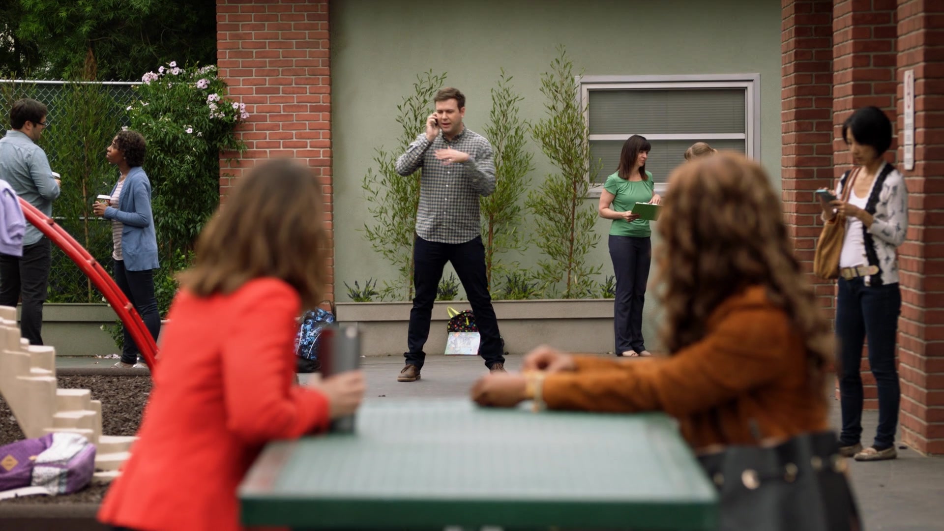 SINGLEPARENTS1X04_0024.jpg