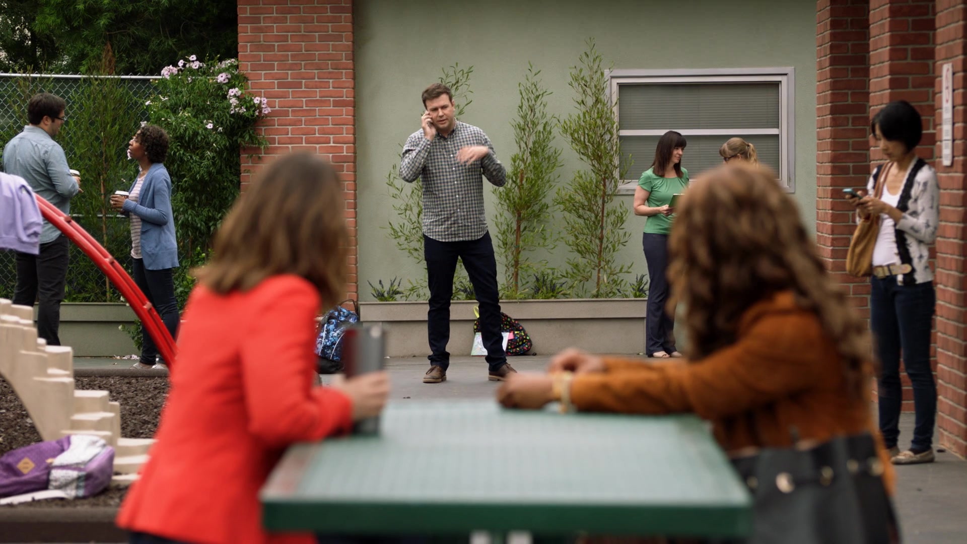 SINGLEPARENTS1X04_0027.jpg