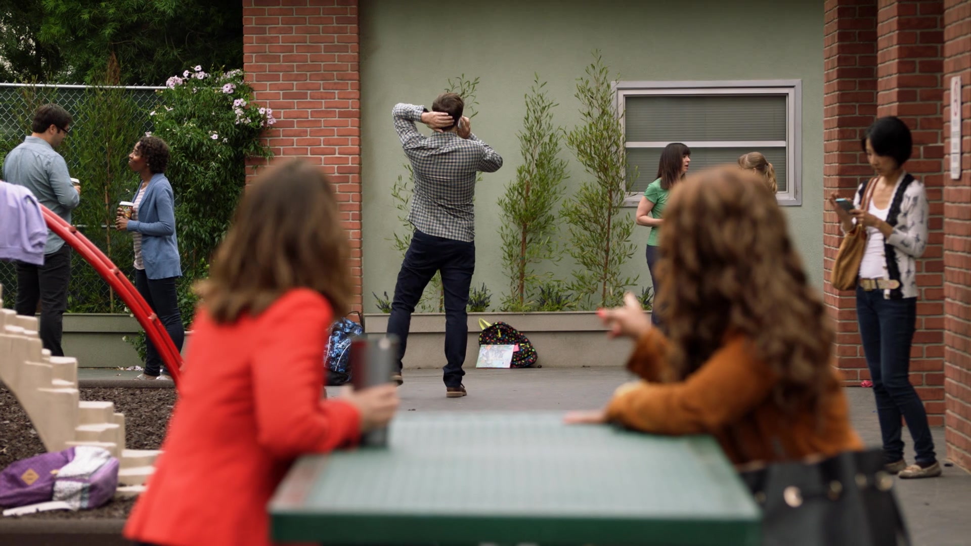 SINGLEPARENTS1X04_0041.jpg