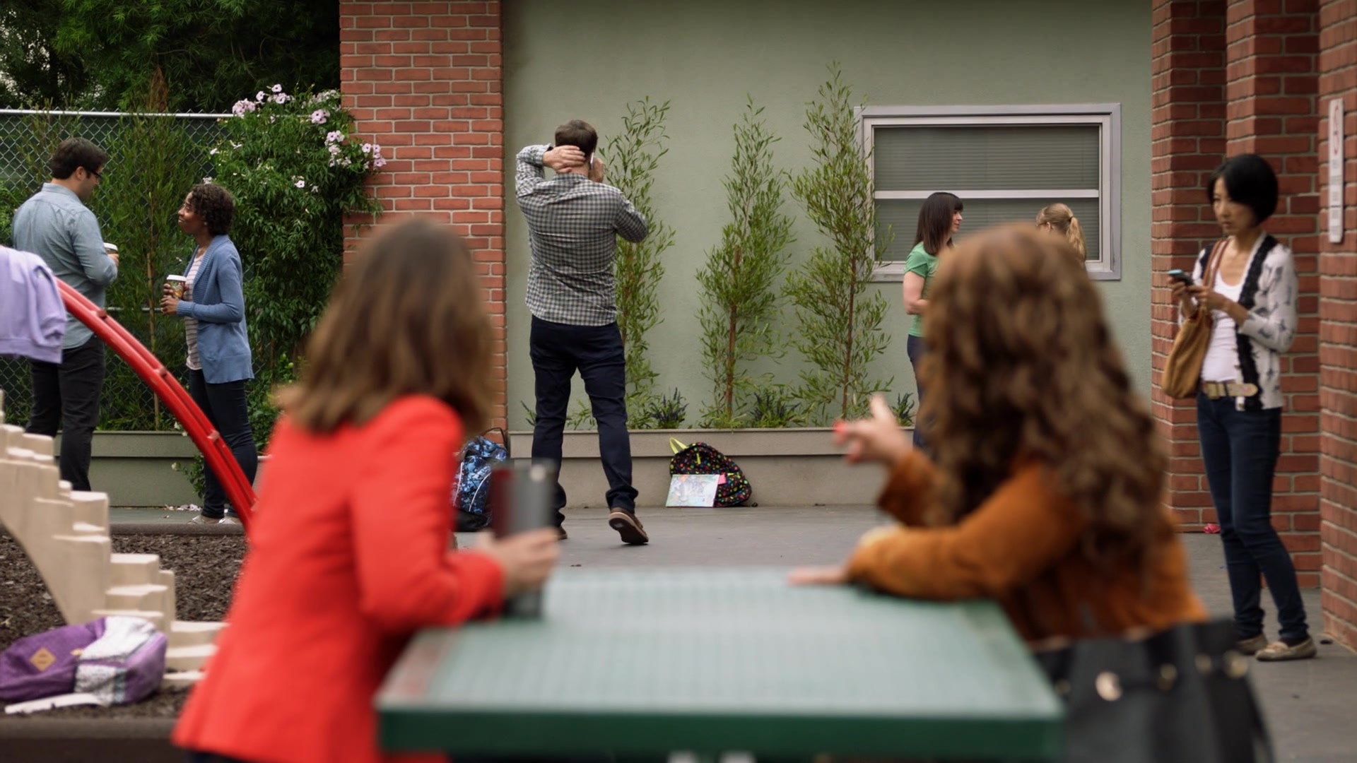 SINGLEPARENTS1X04_0043.jpg