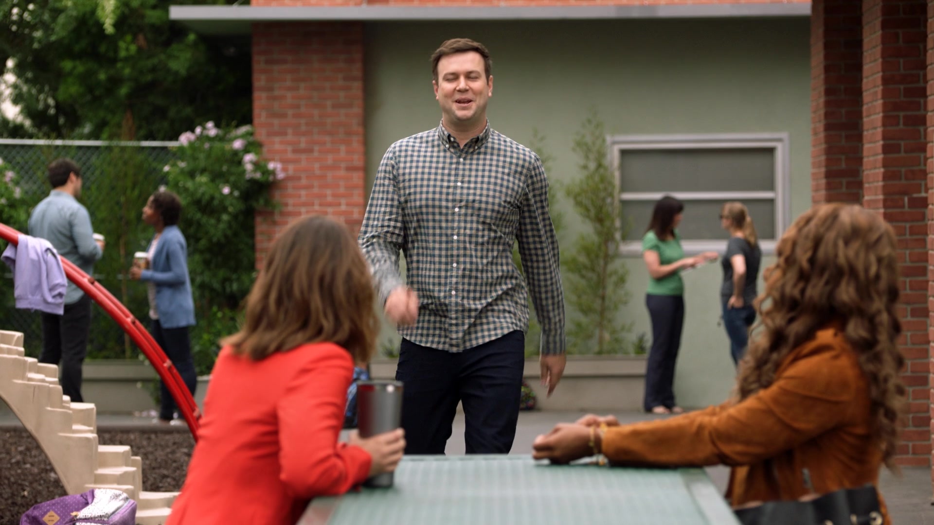 SINGLEPARENTS1X04_0050.jpg