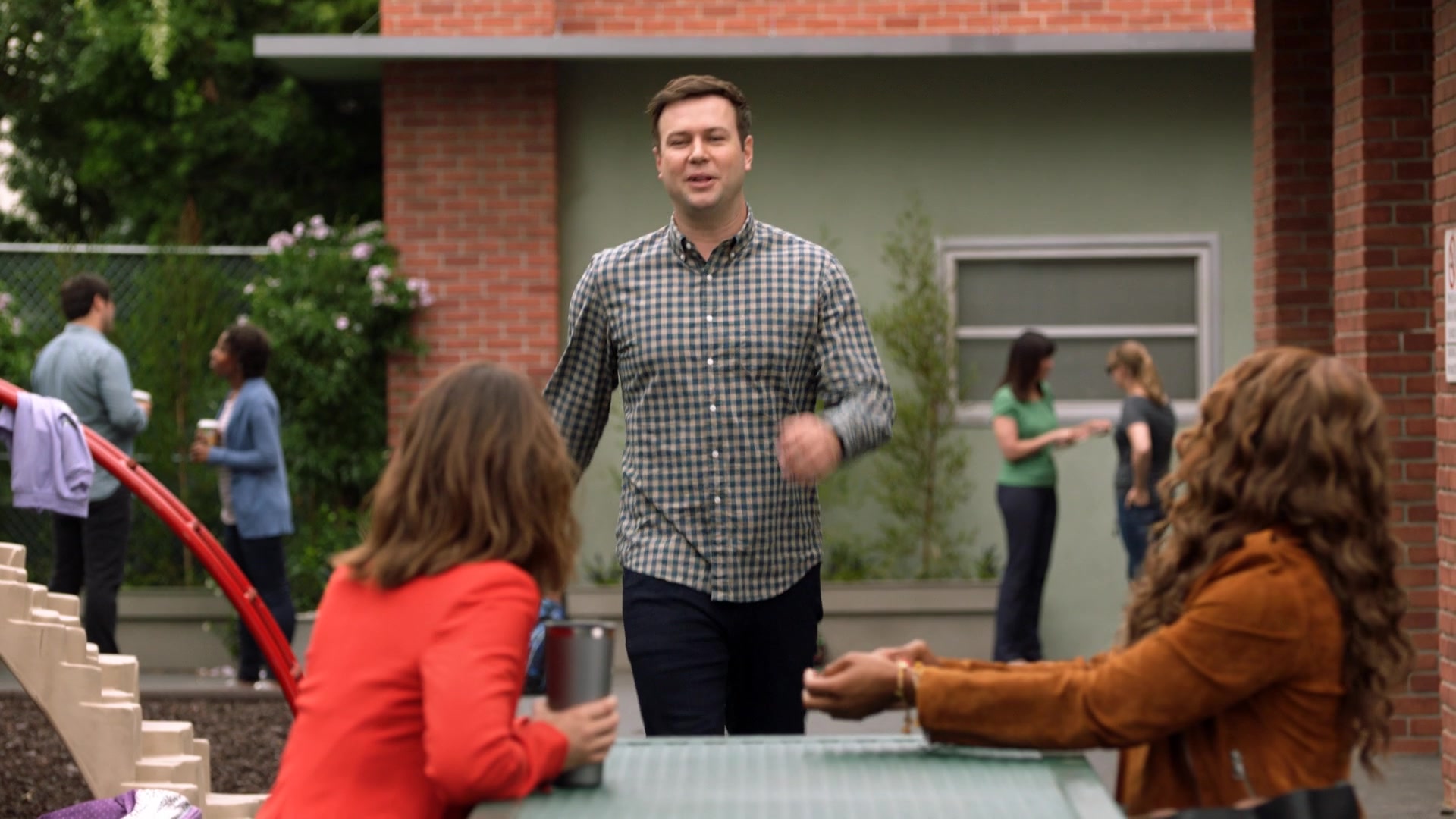 SINGLEPARENTS1X04_0051.jpg
