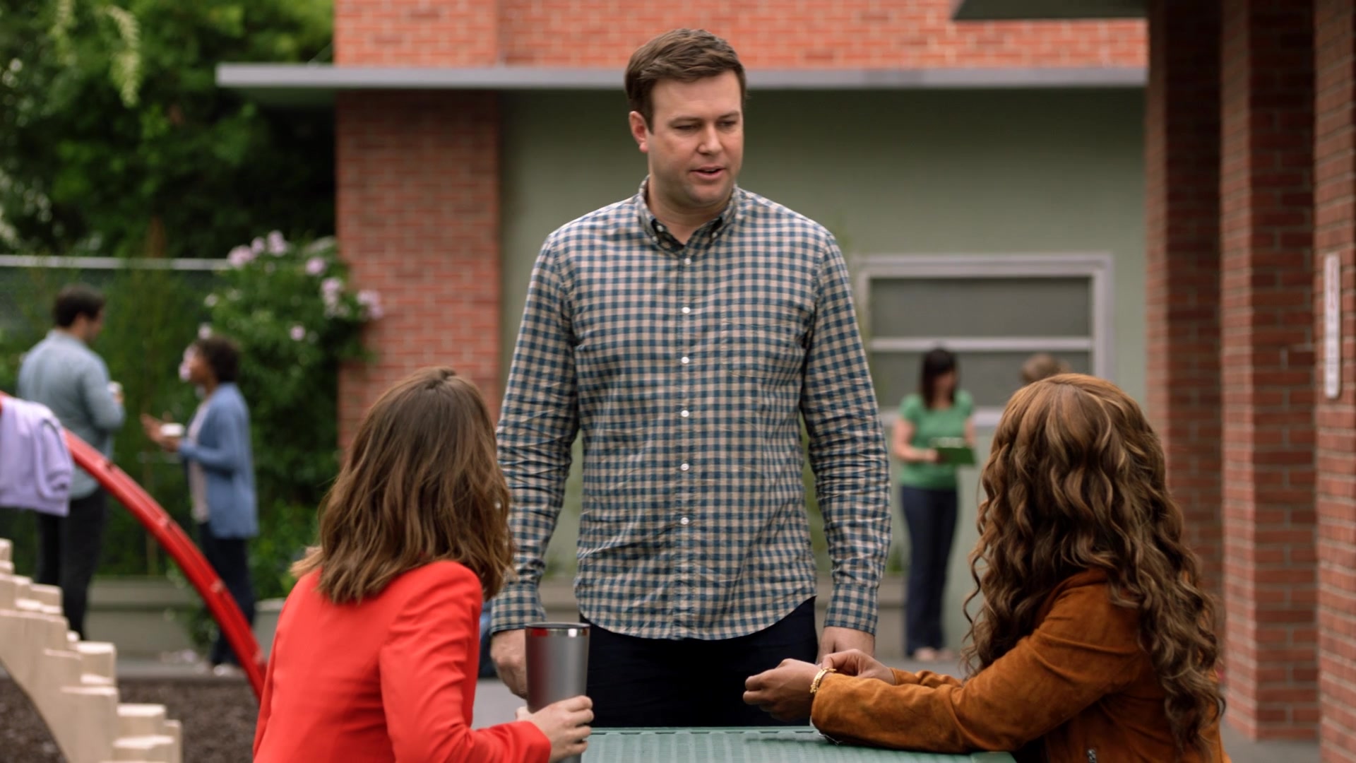 SINGLEPARENTS1X04_0057.jpg