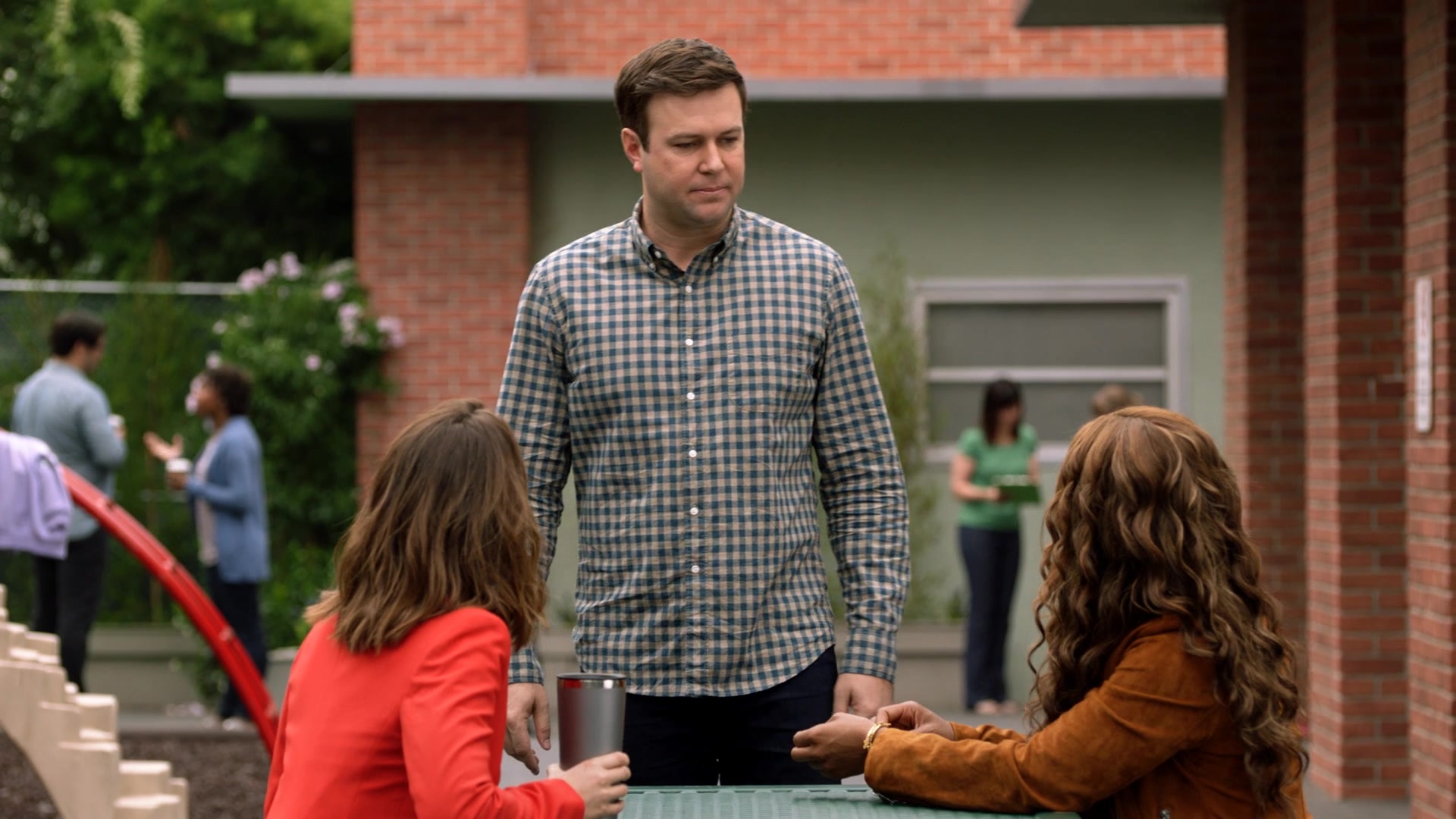 SINGLEPARENTS1X04_0058.jpg