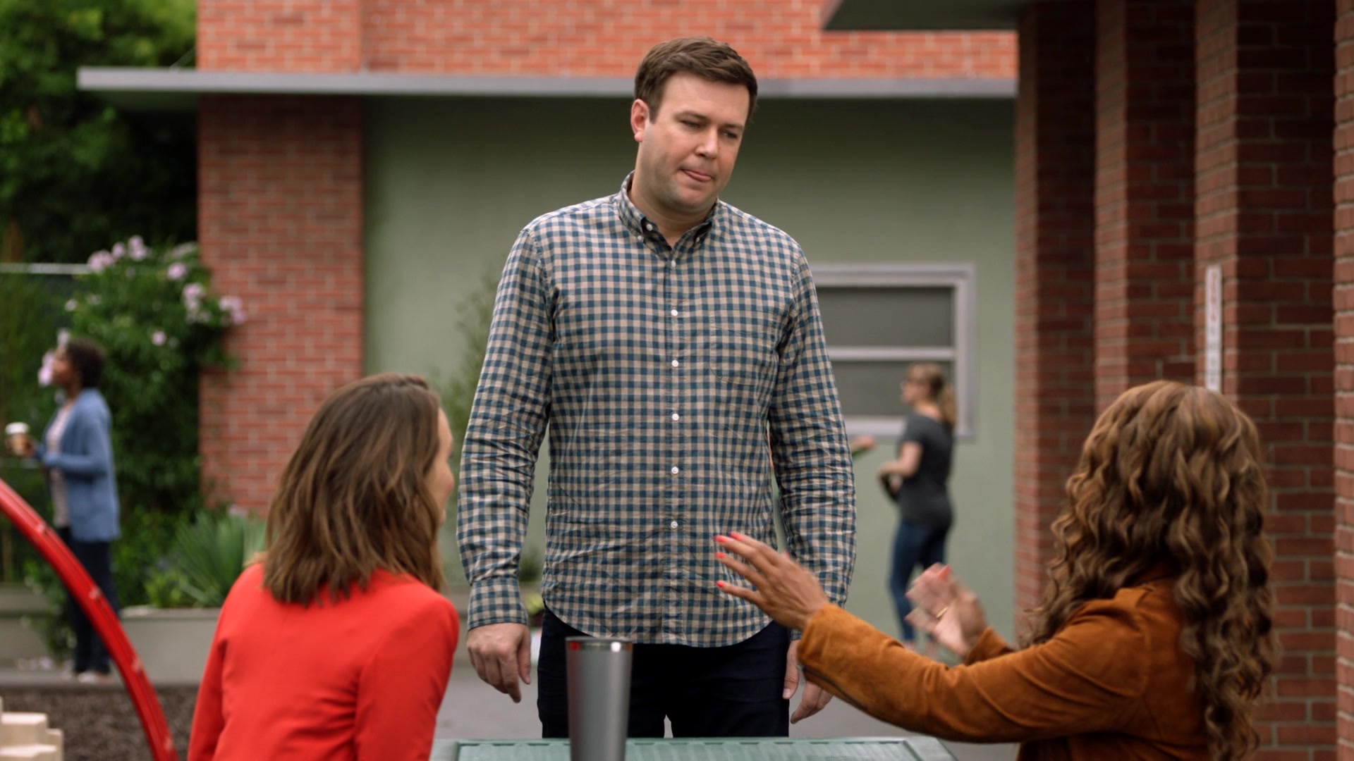 SINGLEPARENTS1X04_0063.jpg