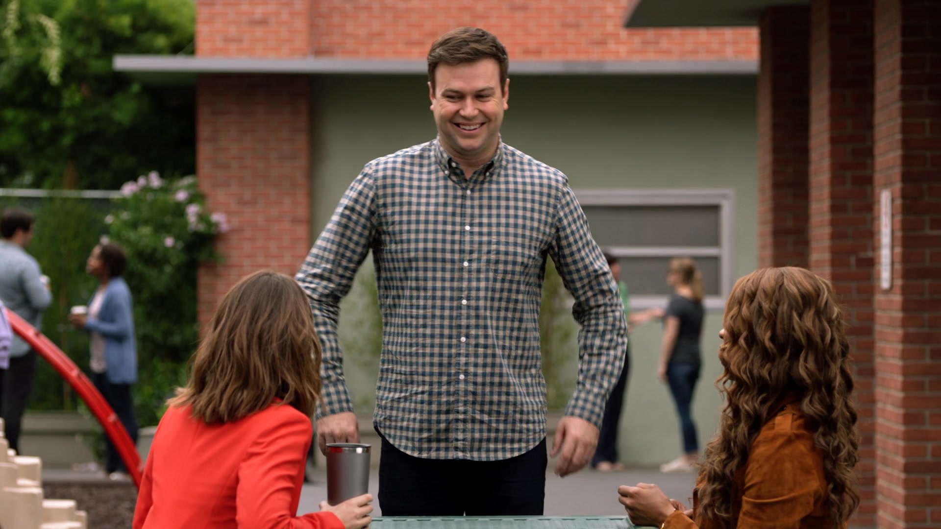 SINGLEPARENTS1X04_0104.jpg