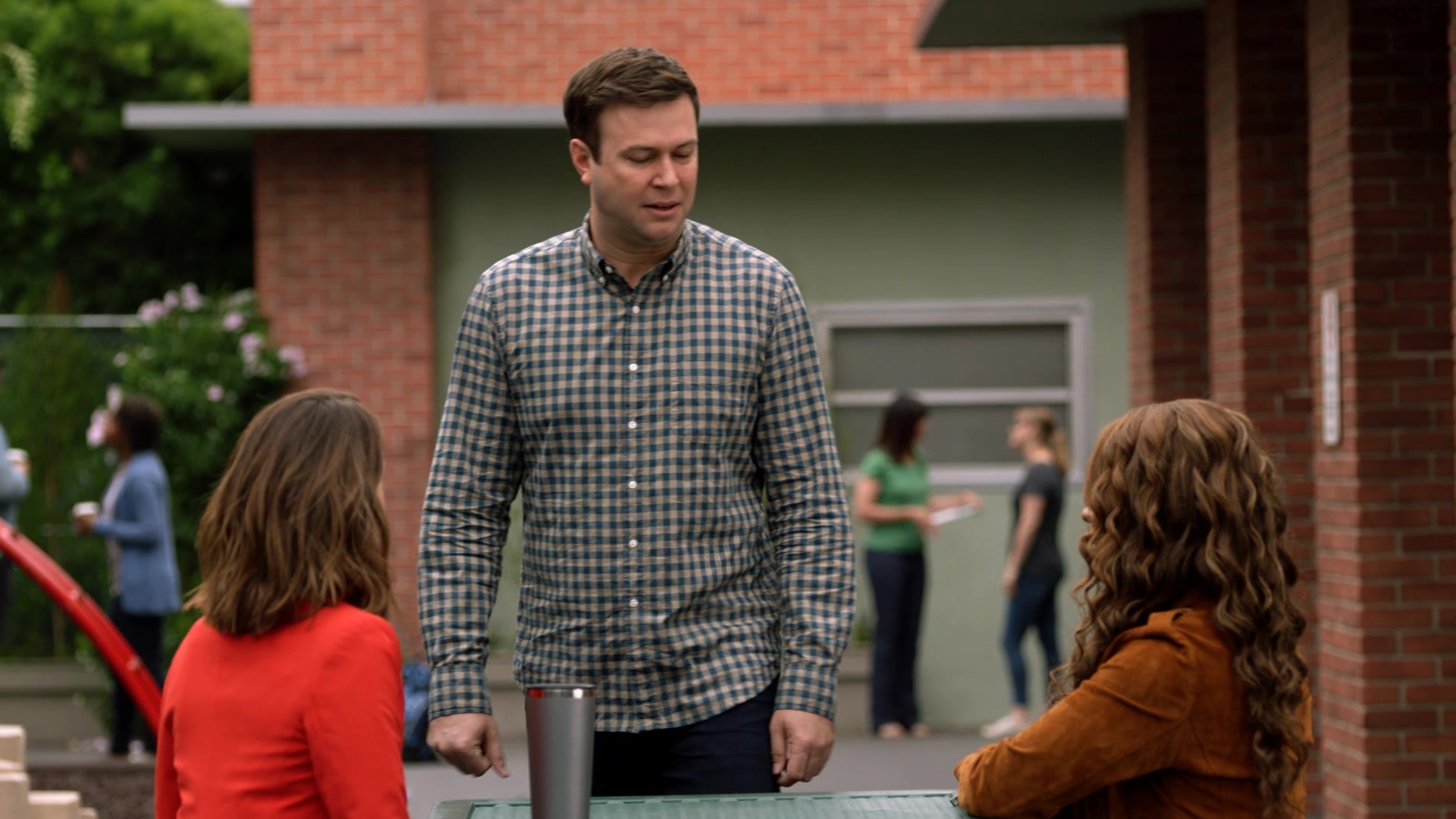 SINGLEPARENTS1X04_0115.jpg