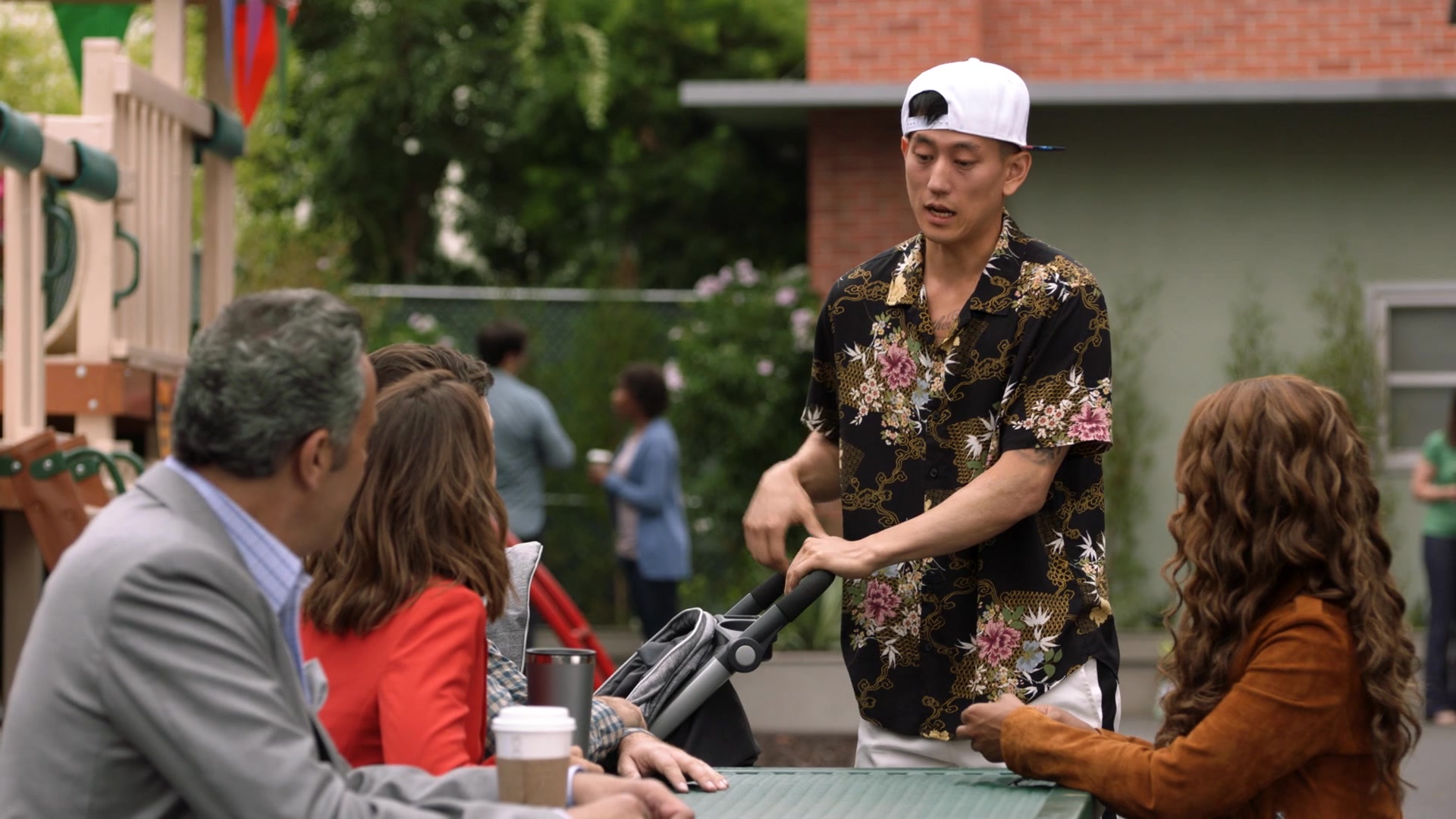 SINGLEPARENTS1X04_0195.jpg