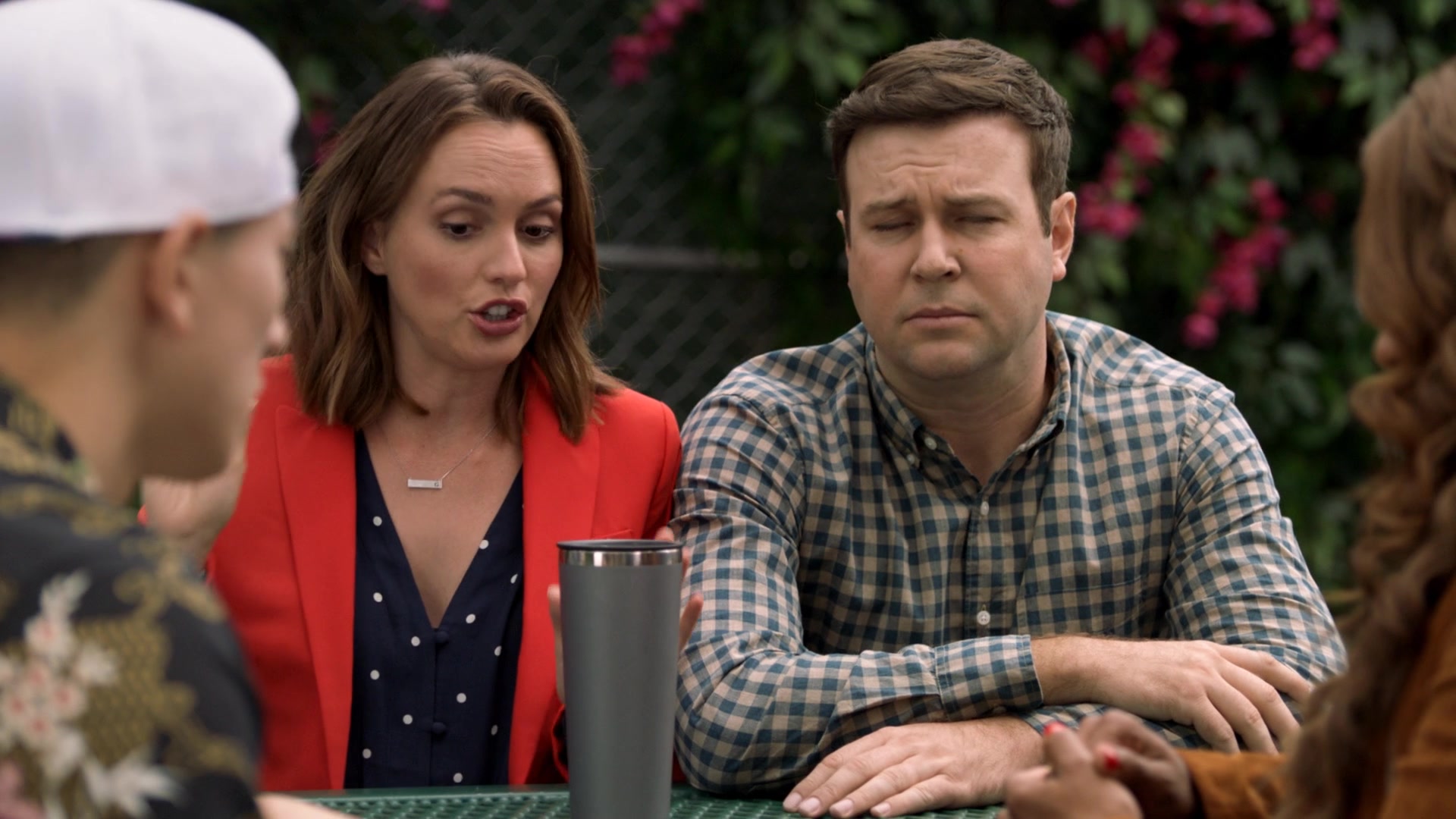 SINGLEPARENTS1X04_0239.jpg