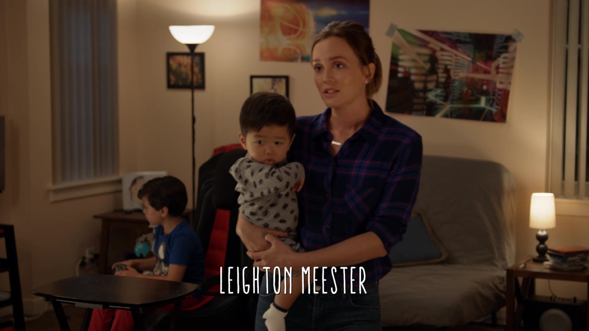 SINGLEPARENTS1X04_0453.jpg