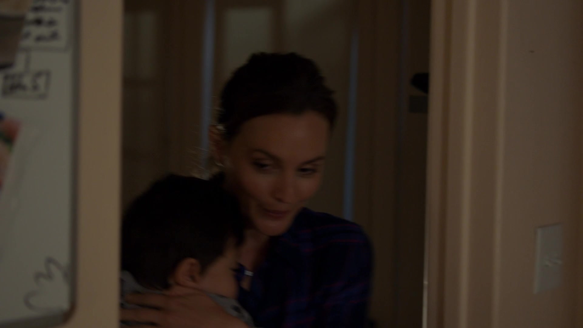 SINGLEPARENTS1X04_1087.jpg