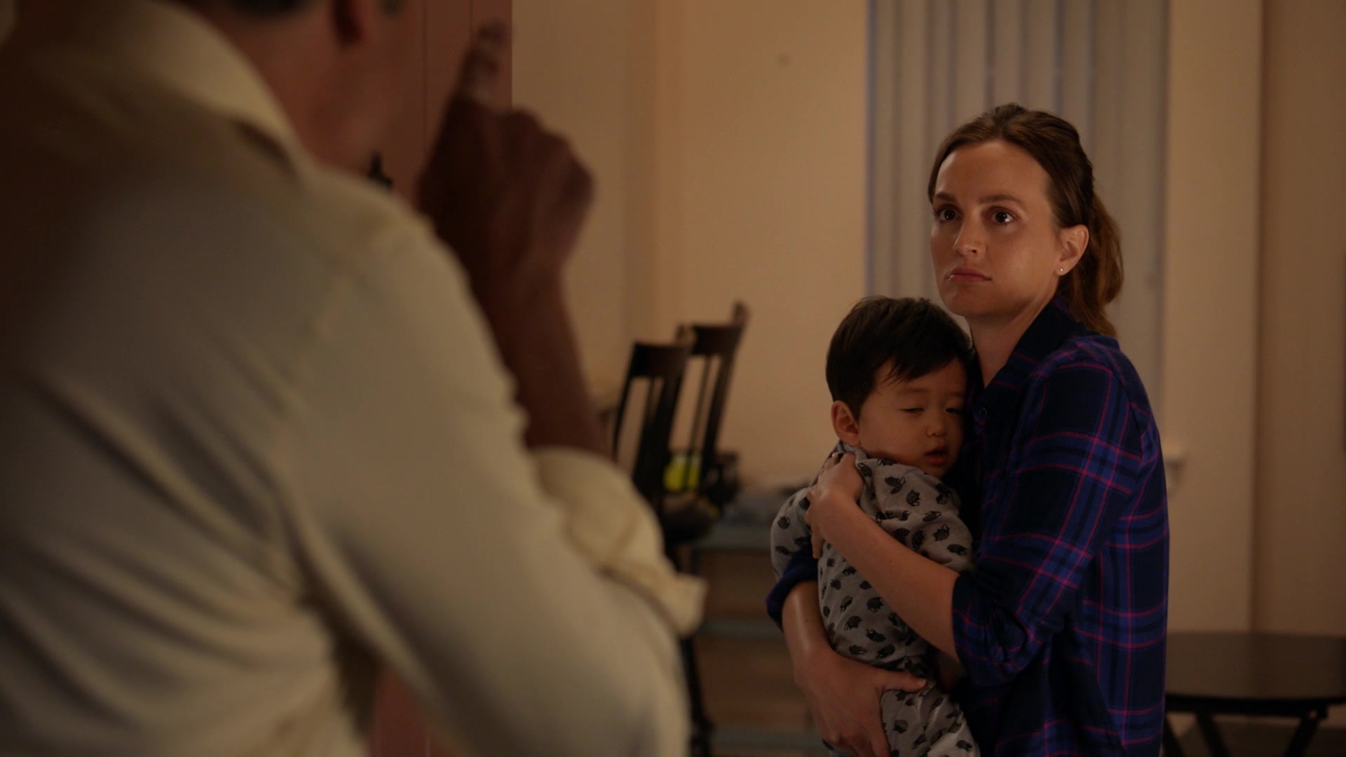SINGLEPARENTS1X04_1106.jpg