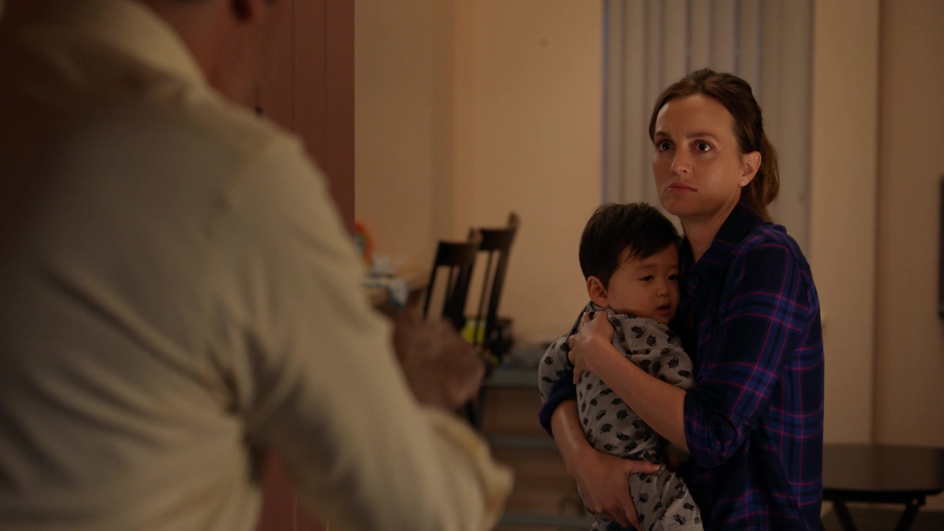 SINGLEPARENTS1X04_1107.jpg