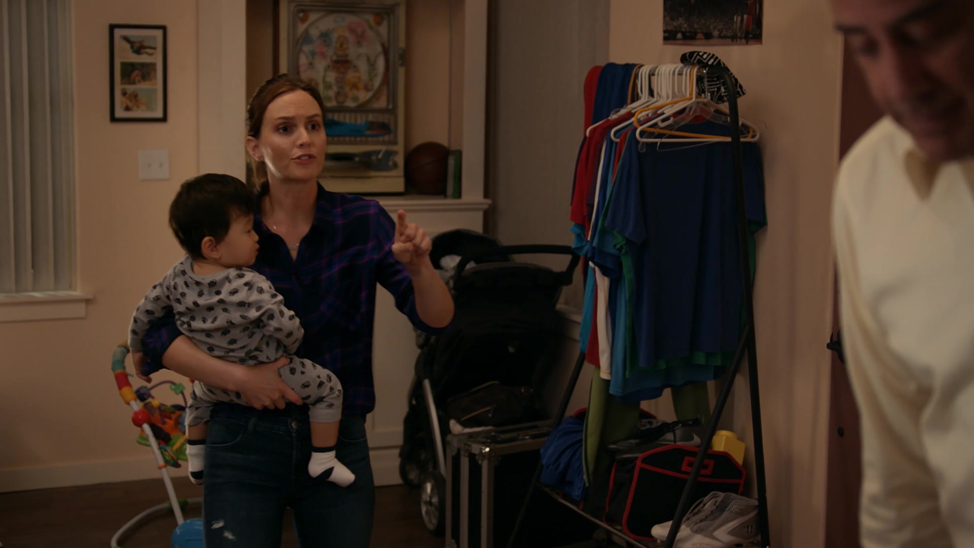 SINGLEPARENTS1X04_1152.jpg
