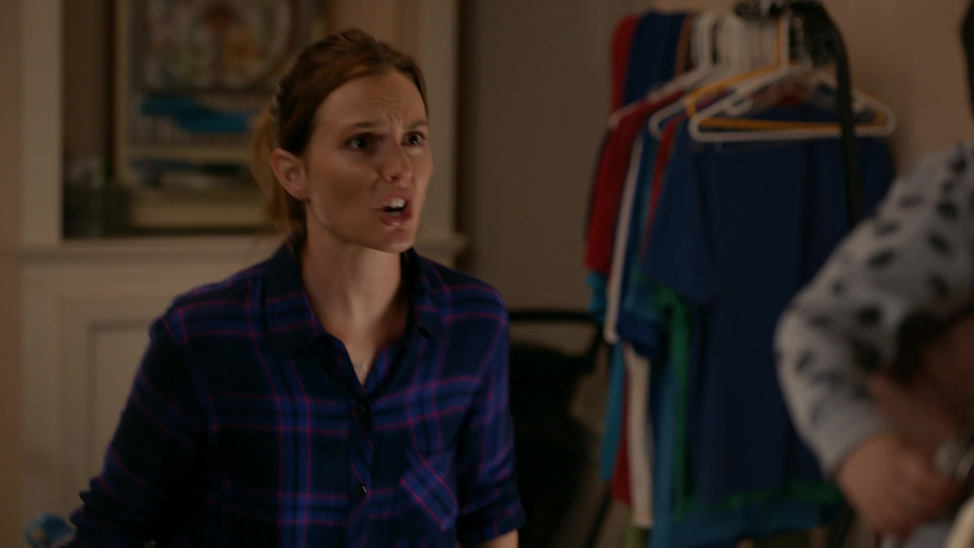SINGLEPARENTS1X04_1188.jpg