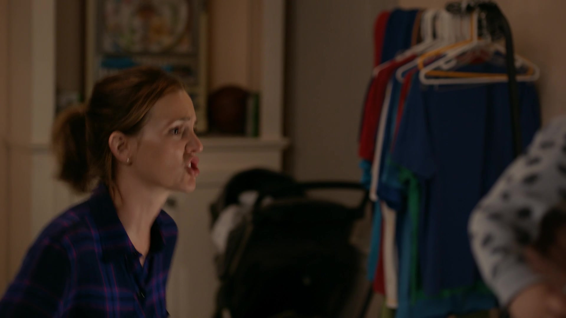 SINGLEPARENTS1X04_1189.jpg