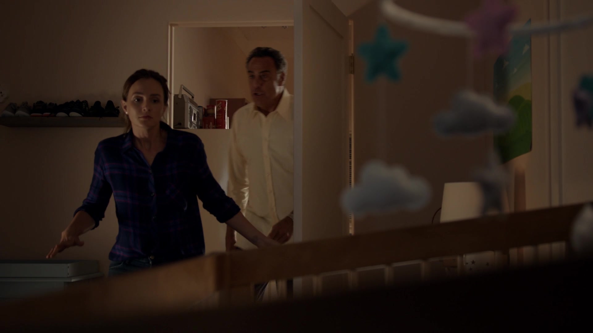 SINGLEPARENTS1X04_1762.jpg